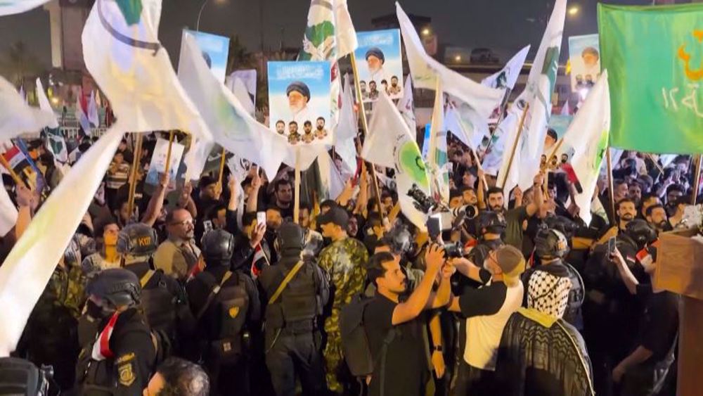 Crowds gather in Baghdad to celebrate withdrawal of US-led coalition