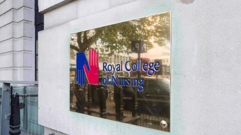 GB: le syndicat des infirmières rompt avec un laboratoire pharmaceutique israélien