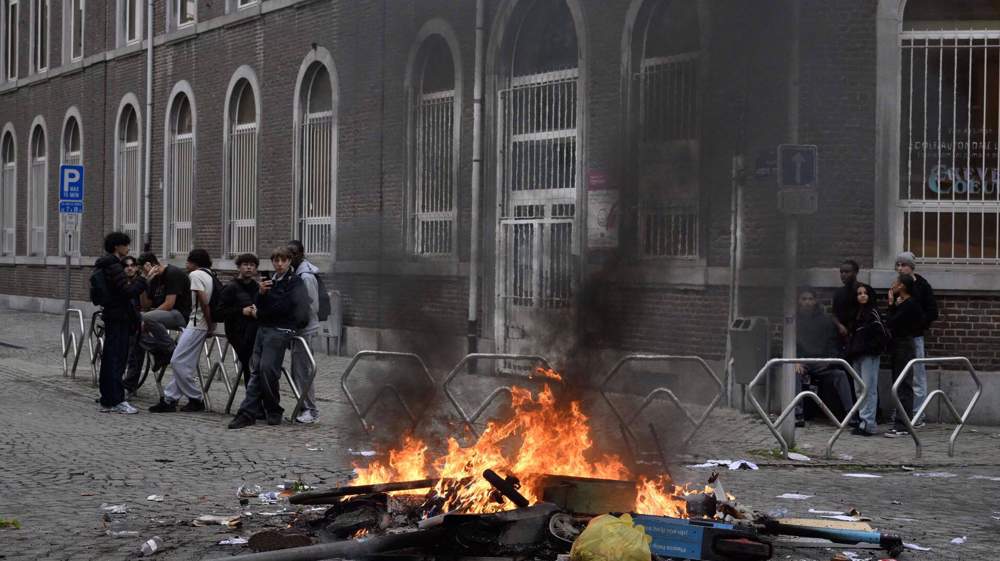 Belgique : manifestations des élèves contre les réformes de l'éducation à Liège