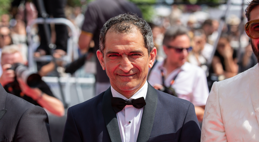 Egyptian film star hails Ayatollah Khamenei as a great statesman who 'destroyed falsehood'