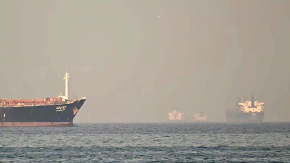 Three Iranian oil tankers exit Strait of Hormuz, defying US 'naval blockade'