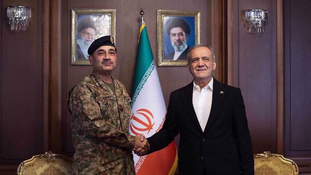 Le prédisent iranien loue le rôle responsable du Pakistan dans la conclusion de la trêve