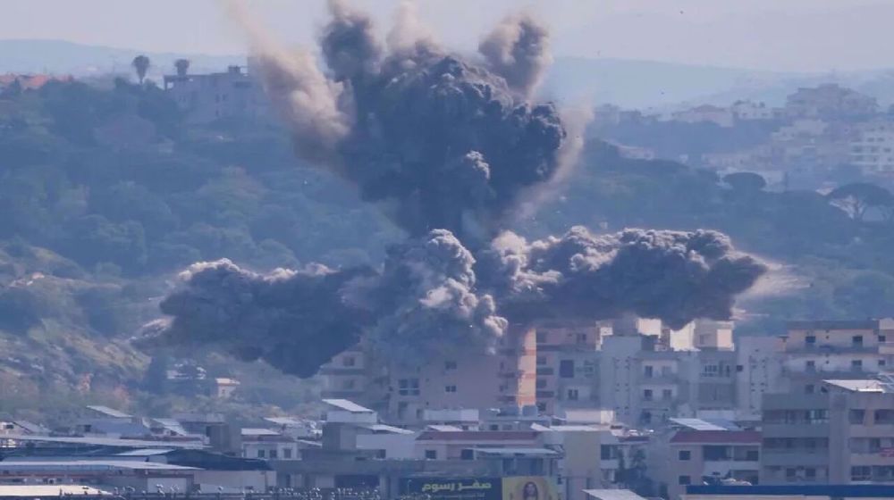 ‎Israeli army blows up school in southern Lebanon in violation of ceasefire 