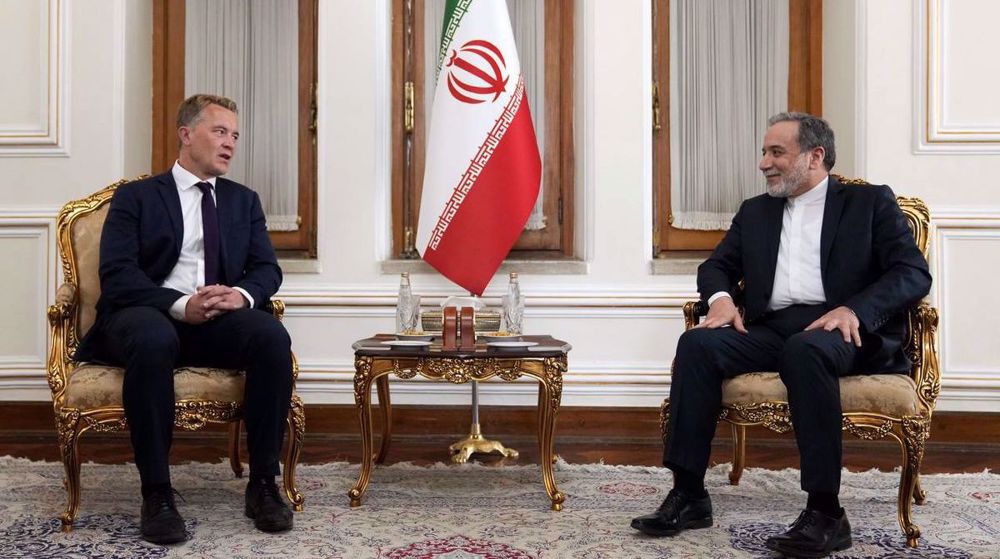 Iran FM: US's approach main obstacle to ending war