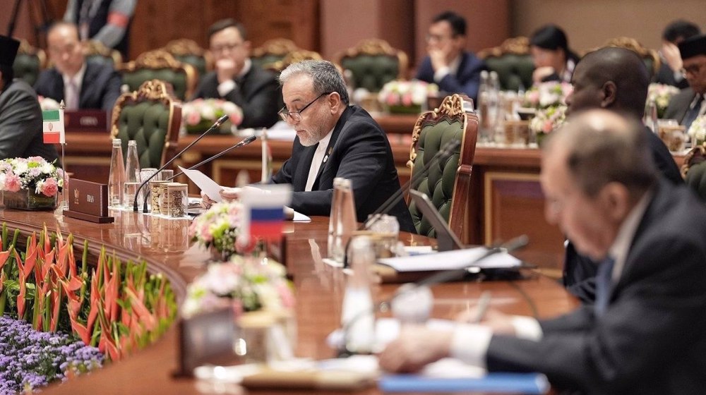 BRICS meeting: Araghchi says US empire in decline, Iran will never bow to pressure 