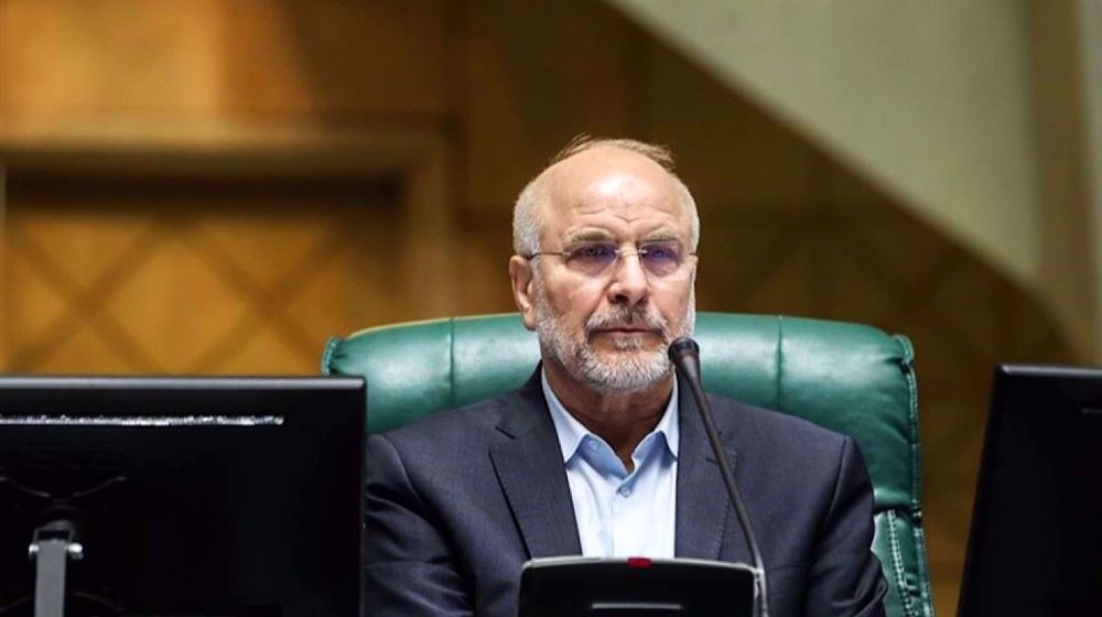 Top general congratulates Qalibaf on re-election as parliament speaker