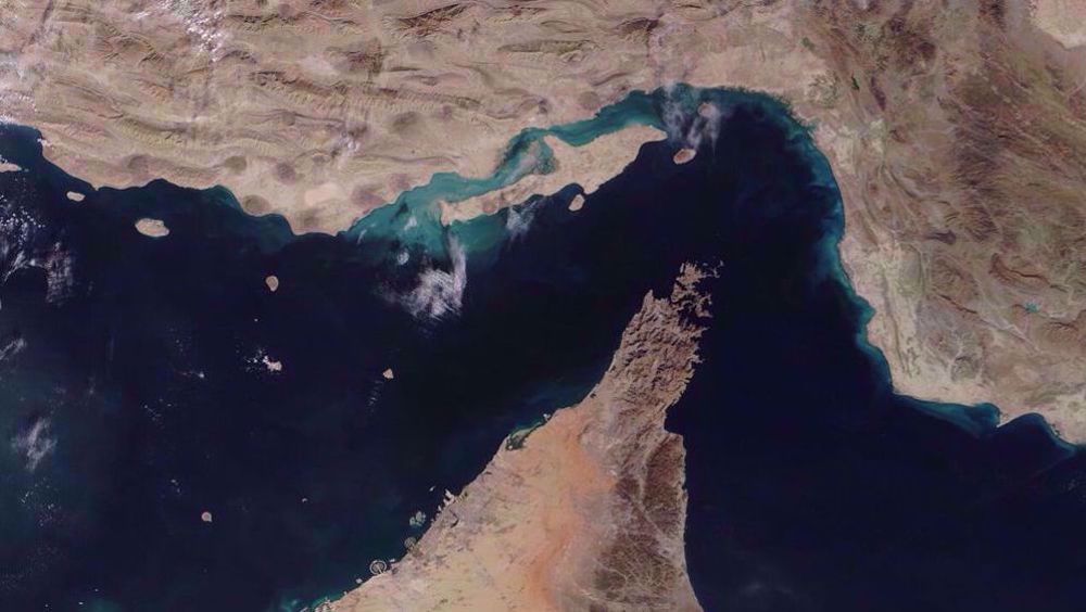 Le haut commandement militaire iranien ordonne la fermeture du détroit d'Ormuz 
