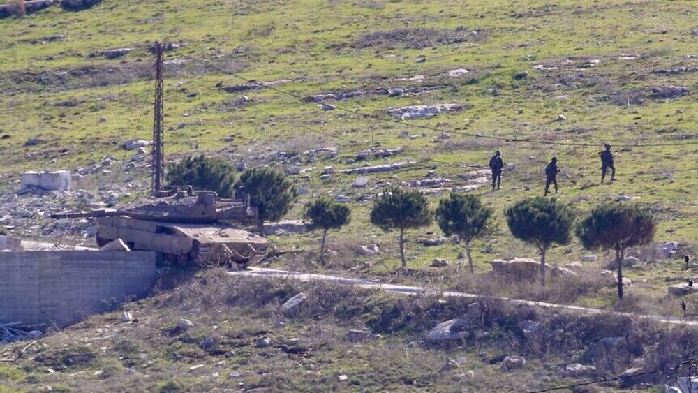 War minister: Israel won't leave south Lebanon even if requested by US