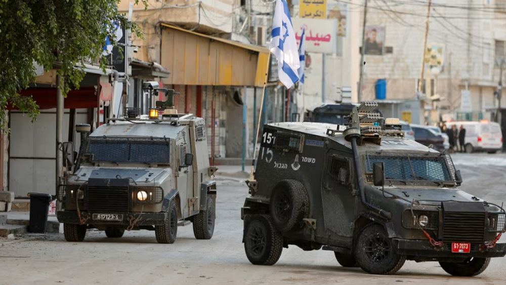 Israeli occupation forces raid UNRWA training center near East al-Quds, detain staff