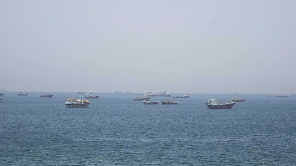 US uses commercial ships in Strait of Hormuz for military purposes: Iran 