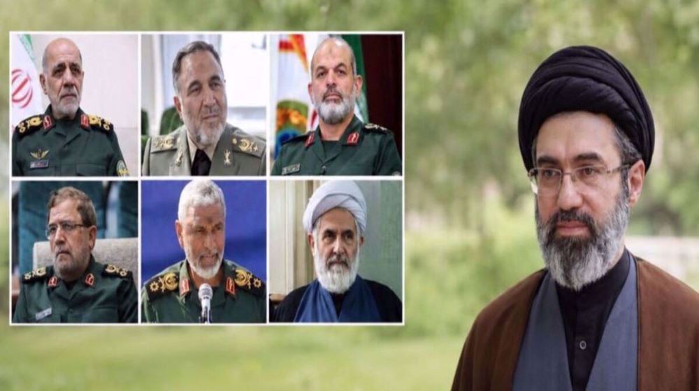 Le Leader nomme six hauts commandants à des postes clés des forces armées