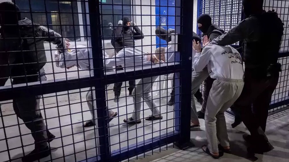 Israel holds 40 Palestinian journalists behind bars to silence press: Advocacy group