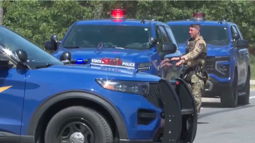 Michigan mass shooting leaves 6 dead and one critically injured