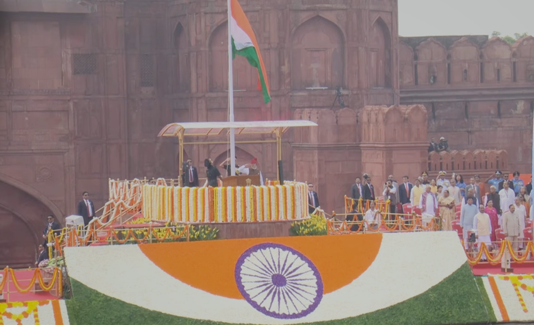 India marks anniversary of independence from British empire