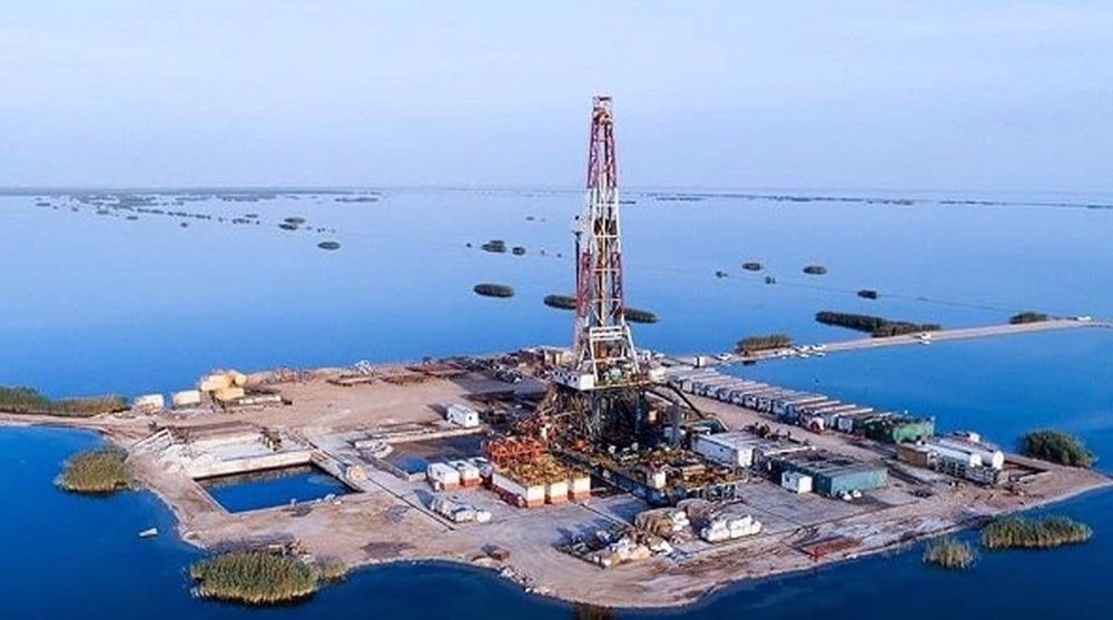 Iran’s race to develop giant Azadegan oil field