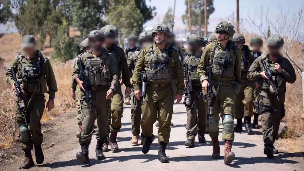 Israel's war minister threatens Turkey as Apache squadron moves north