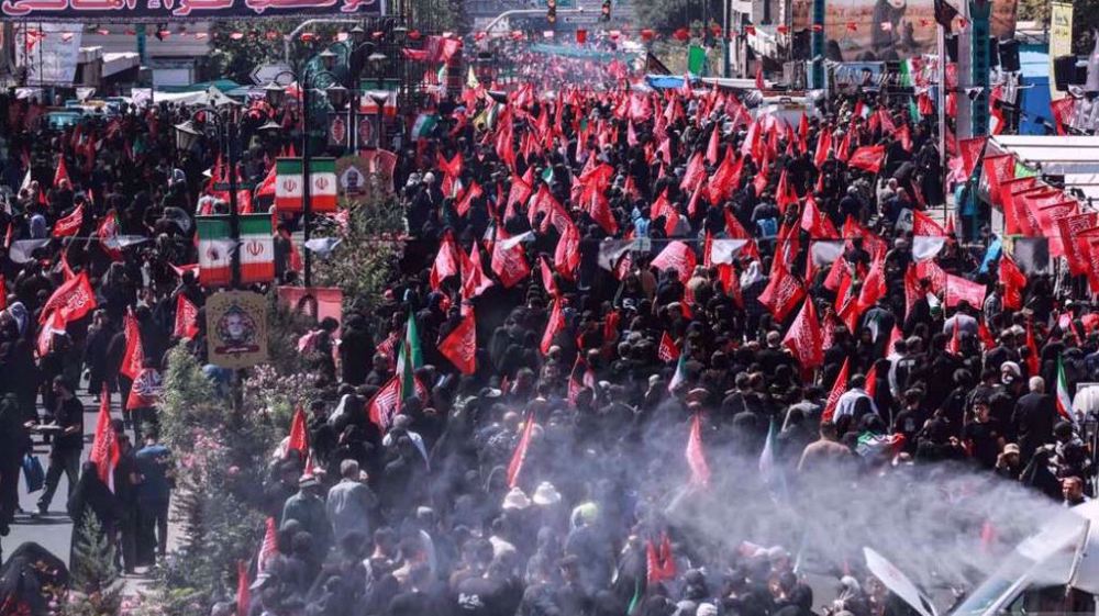 Des millions d'Iraniens commémorent l’Arbaïn et réclament vengeance pour le Leader martyr