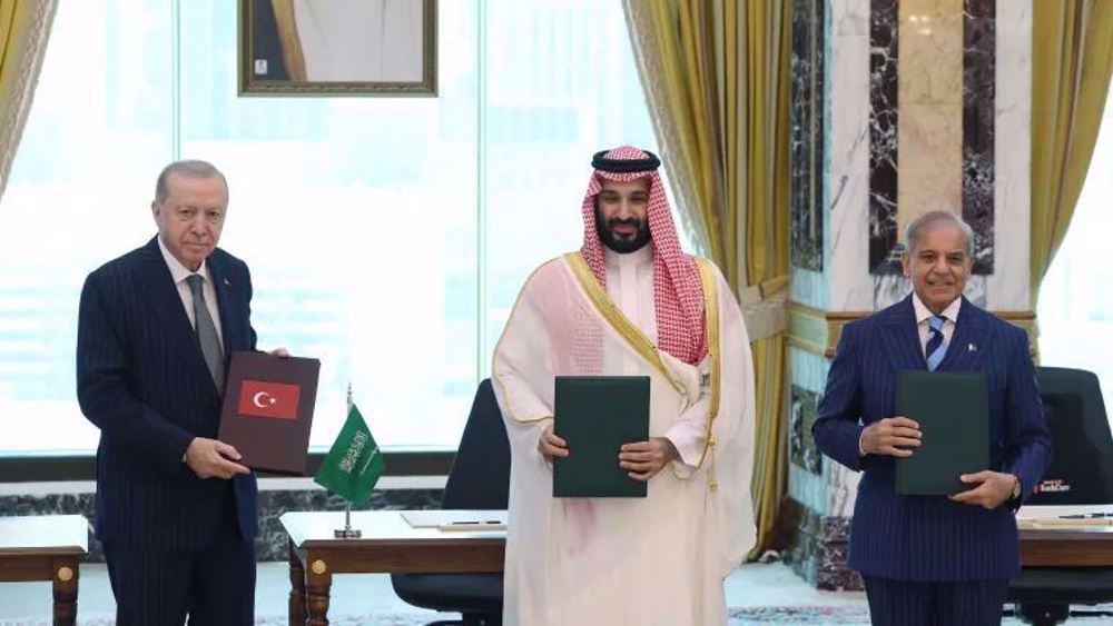 Turkey, Saudi Arabia, Pakistan ink joint defense deal amid declining US power