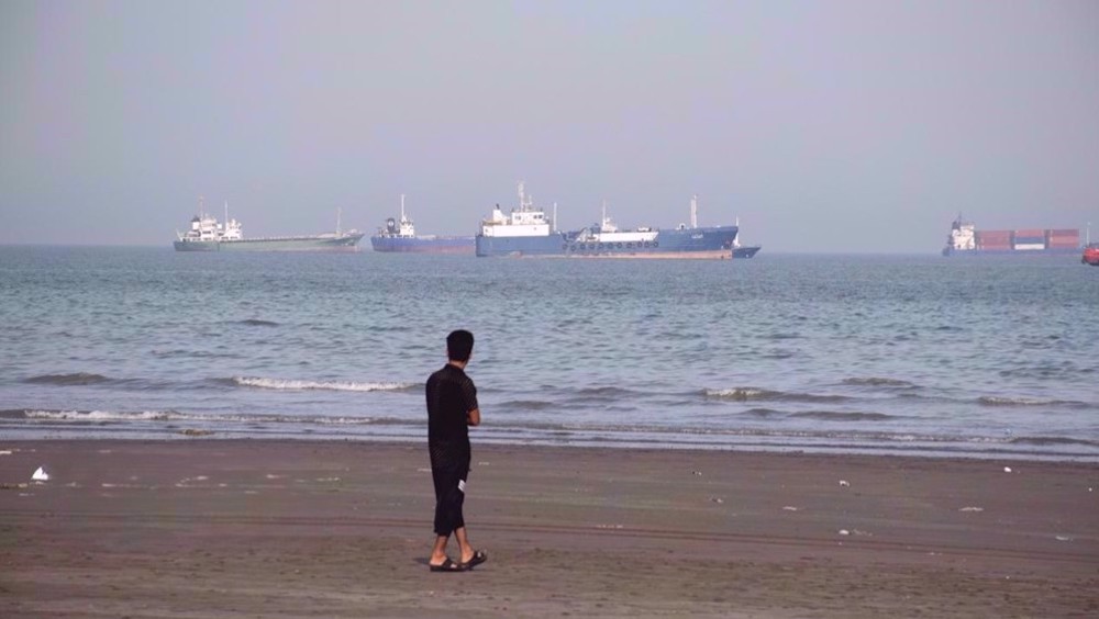 Iran’s parliamentary commission approves Strait of Hormuz strategic security plan
