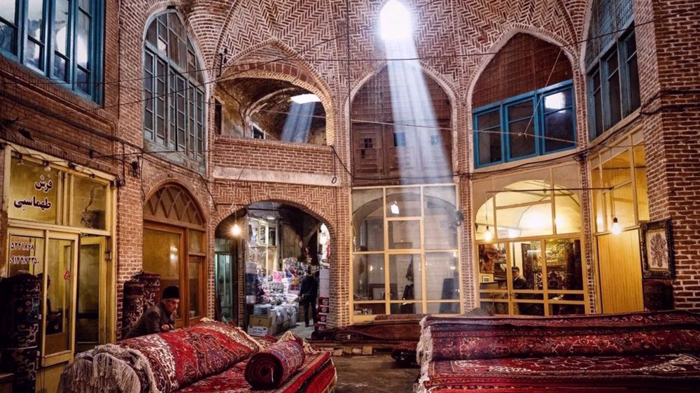 Découvrire l'Iran : le Bazar des tapis de Tabriz