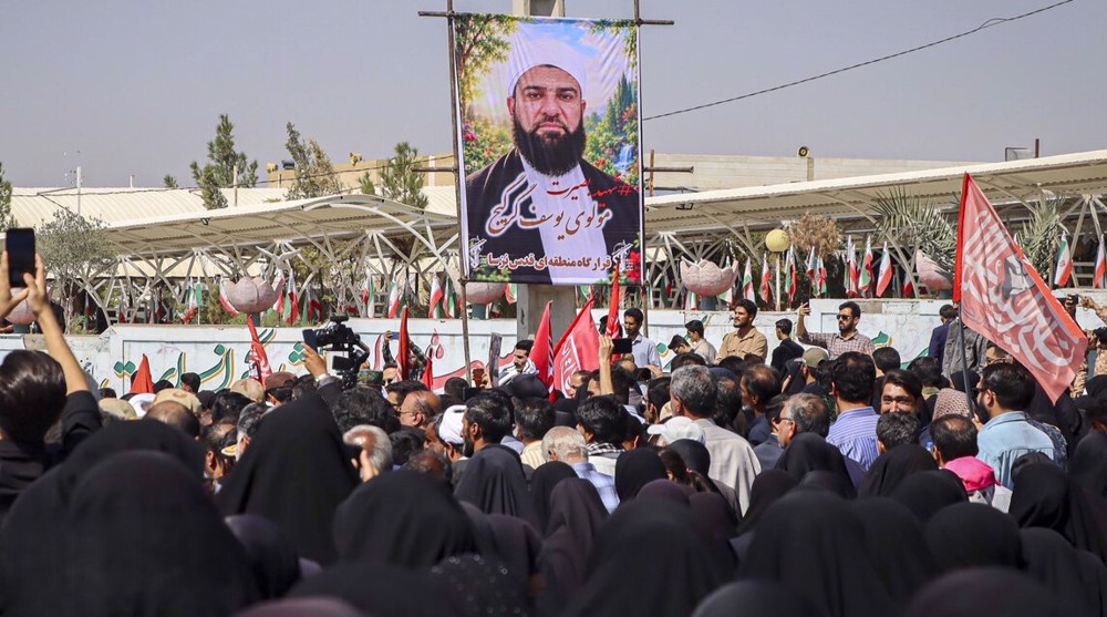 Iran Intelligence Ministry says assassination of Sunni cleric will not break unity