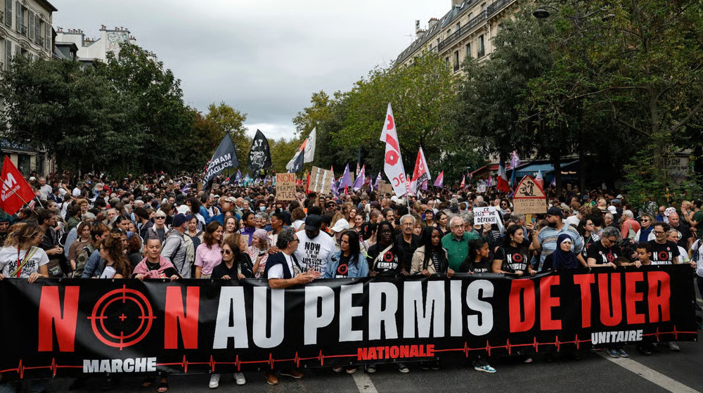 France : manifestation gigantesque contre le « permis de tuer » accordé aux policiers