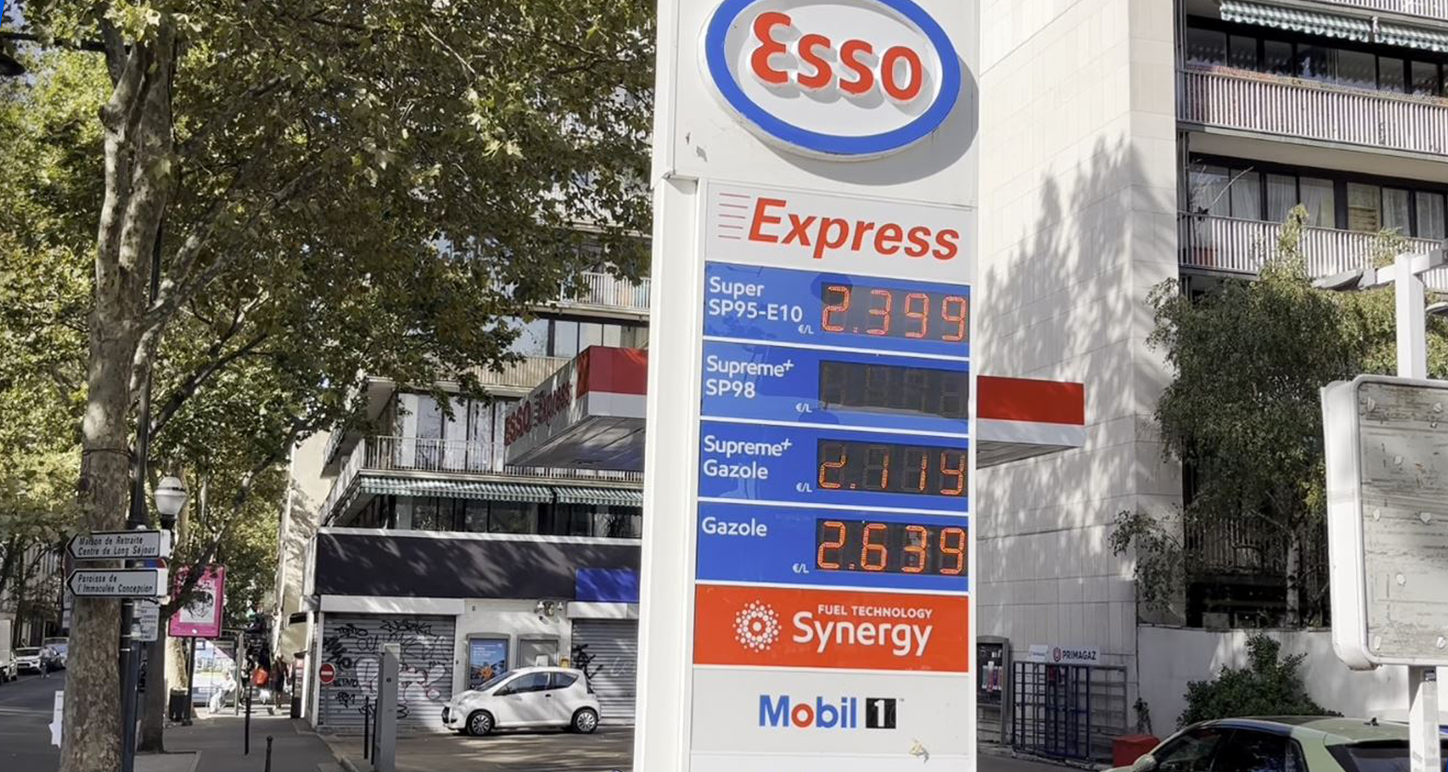 Record fuel prices in France spark fears of new 'Yellow Vest' uprising