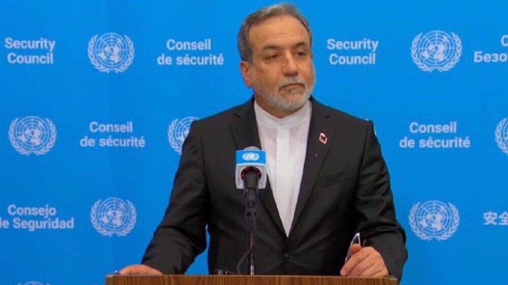 Araghchi dévoile un plan en sept jours pour la réouverture conditionnelle du détroit d'Ormuz