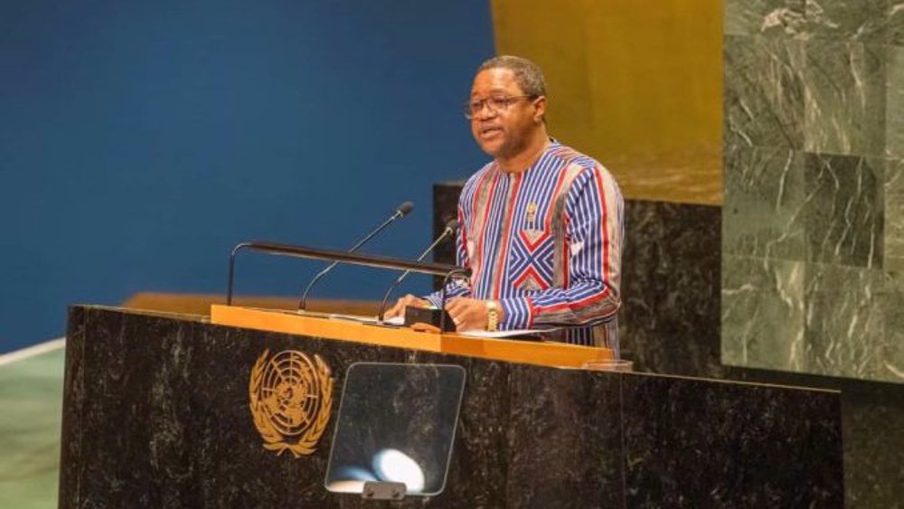 "Nous ne demandons à personne la permission d’exister" (ministre burkinabè des A.E.)