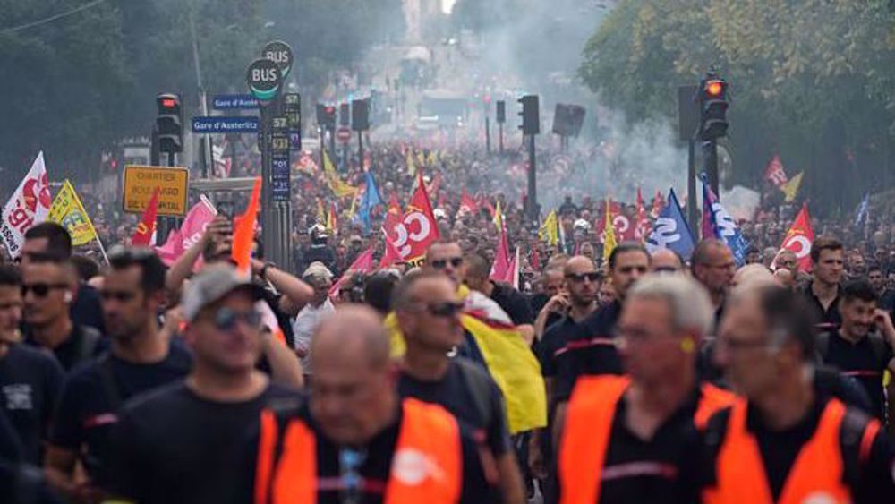 Salaires et services publics : plus de 300 000 manifestants en France, selon la CGT