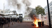 High school students keep up protests across France