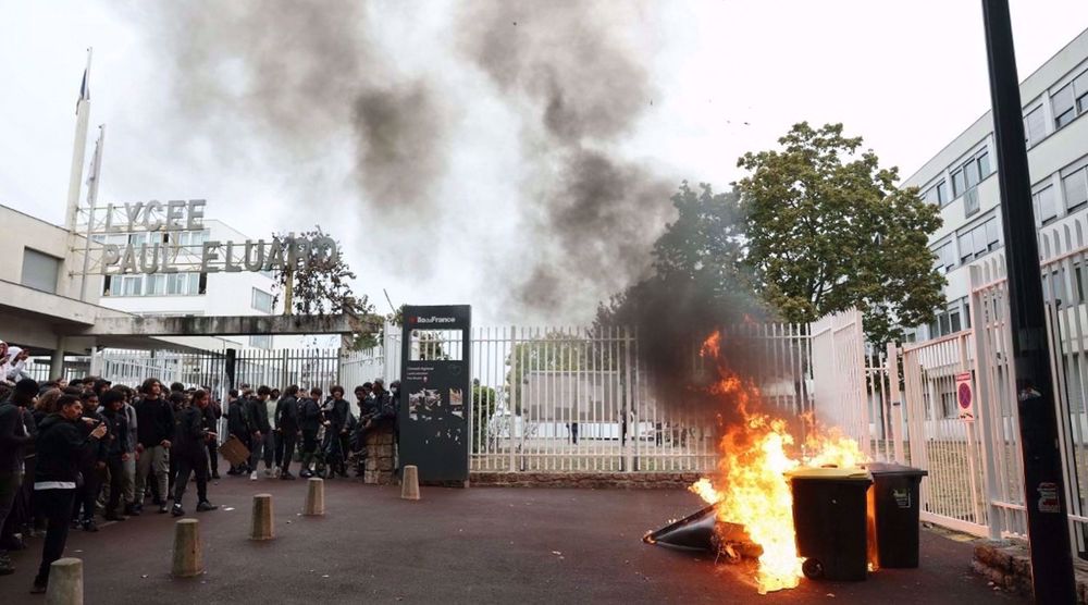 France : les blocages de lycées s’étendent et provoquent un bras de fer politique