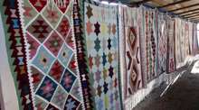 Iran’s Anbaran city moves closer to UNESCO recognition for its Kilim weaving tradition