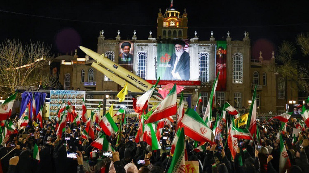 VP: Iran has defeated military plots, is ready for economic war