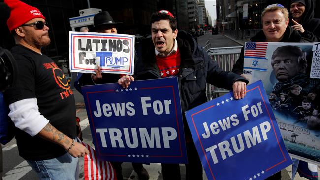 Trump critics, backers face off in NYC