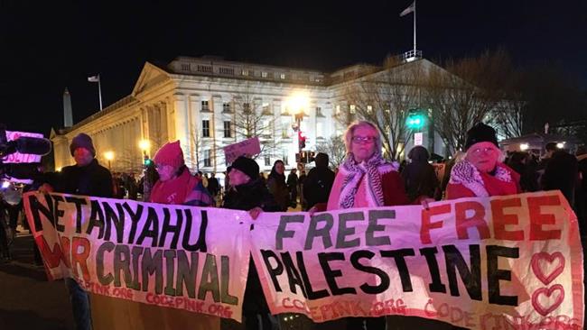 Americans rally against Netanyahu: 'Bibi go home'