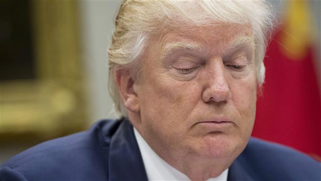 Trump’s approval rating drops to 38%