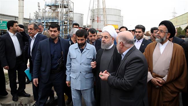 Rouhani in Khuzestan to tackle environmental crisis