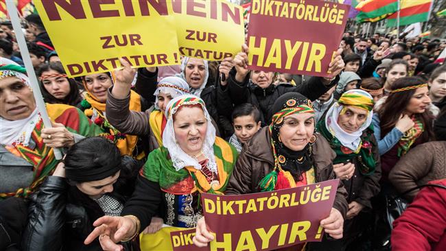 Turkey insists on holding rallies in Germany