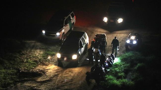 US economists urge Trump to support immigrants 