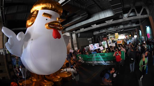 Trump responds to tax returns pressure