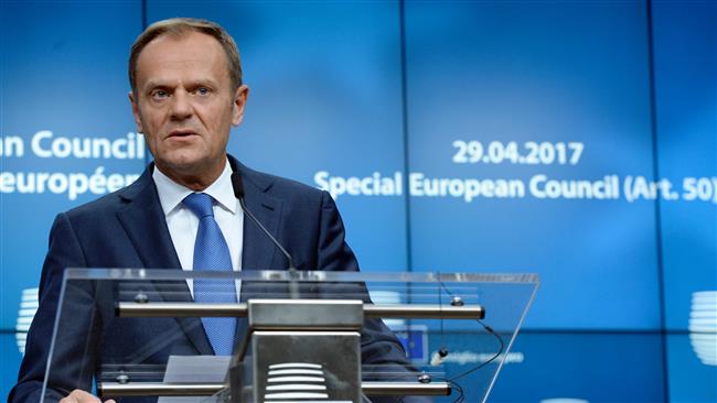 EU issues firm Brexit demands