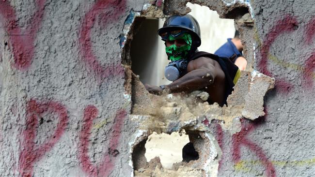 EU slaps Venezuela with sanctions