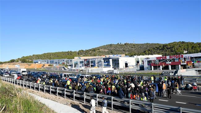 Catalonia on standstill amid pro-independence protests