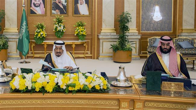 ‘Saudi king to abdicate power in favor of son next week’