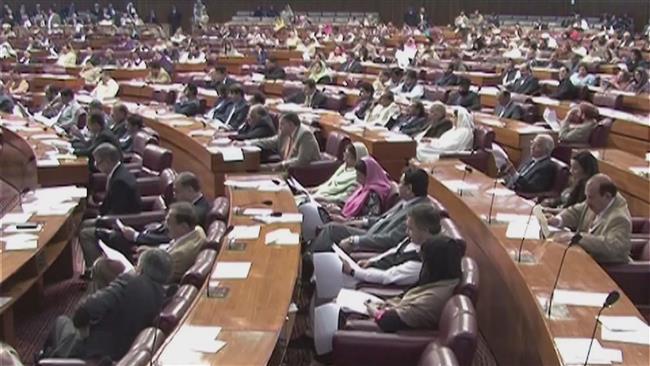 Pakistan parl. rejects ouster of ex-PM as ruling party chief