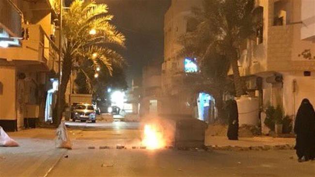 Bahraini police tear-gas Sheikh Qassim supporters