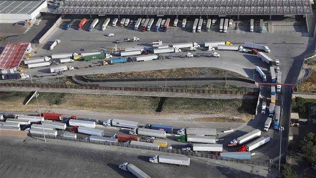 US trade gap widens in October on record imports 