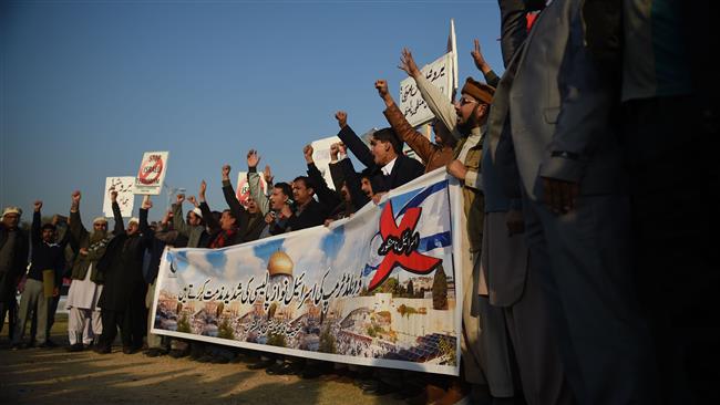 Growing anger in Pakistan over US al-Quds move 