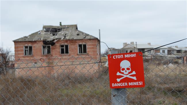 220k children threatened by mines in east Ukraine: UN